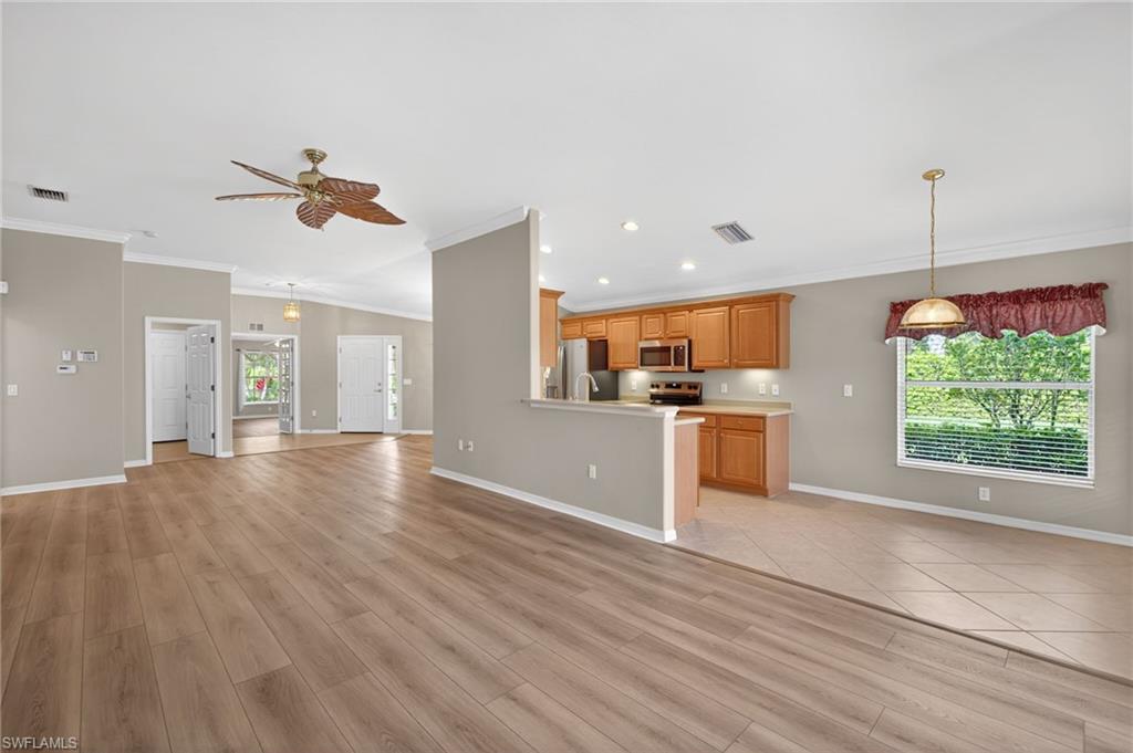 9550 Hemingway LN photo 8