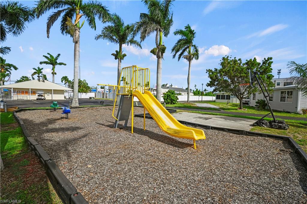 11641 Cardiff DR photo 24