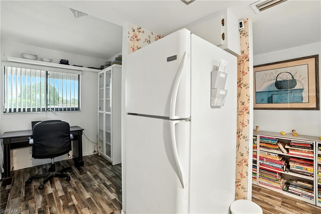 2231 5th ST 207 photo 16