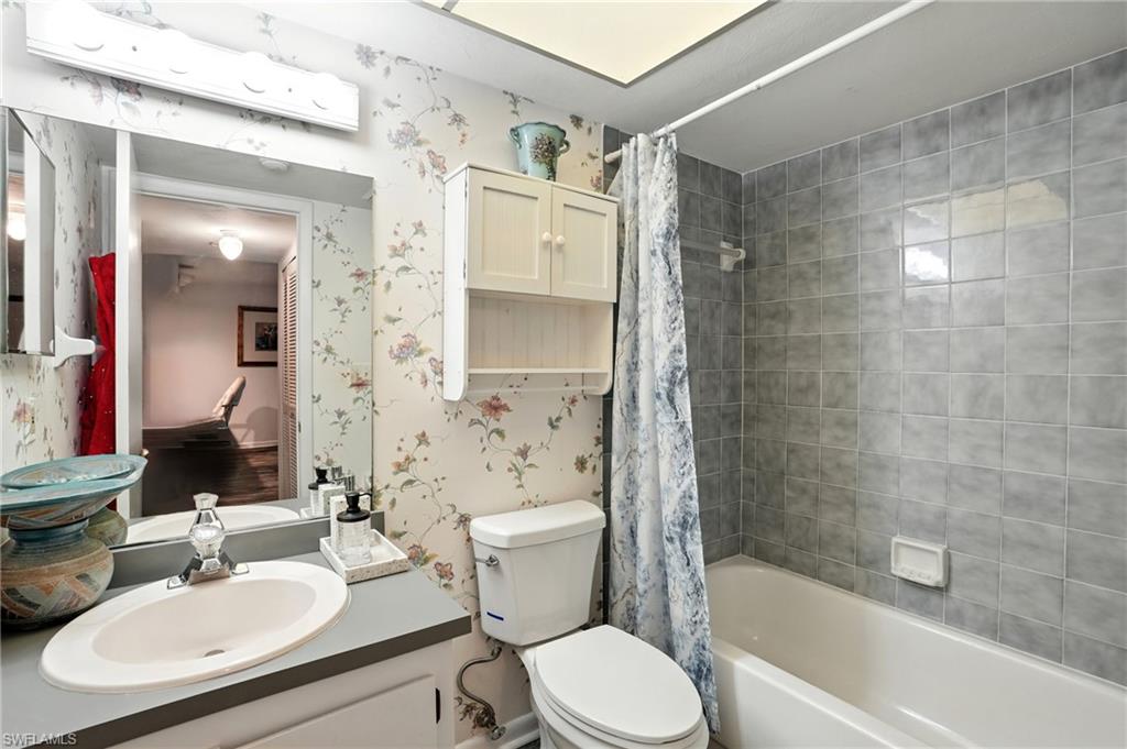 2231 5th ST 207 photo 25