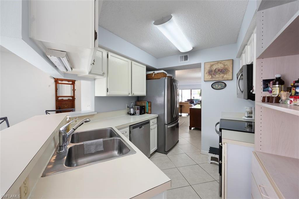 114 Cypress WAY E D3 photo 14