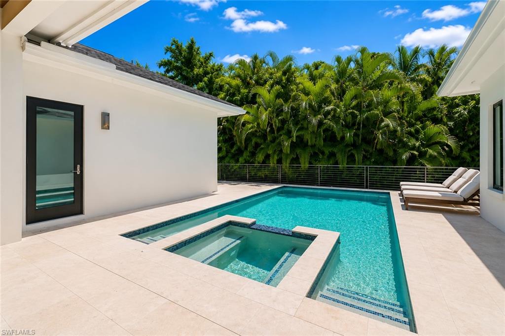 1364 Cypress Woods DR