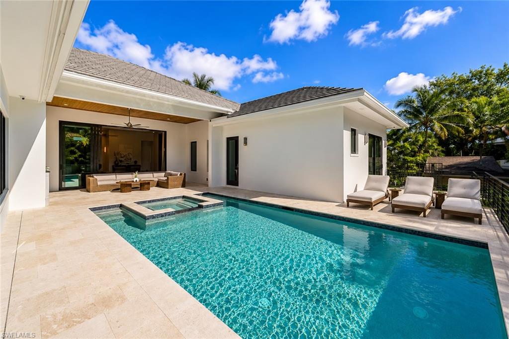 1364 Cypress Woods DR