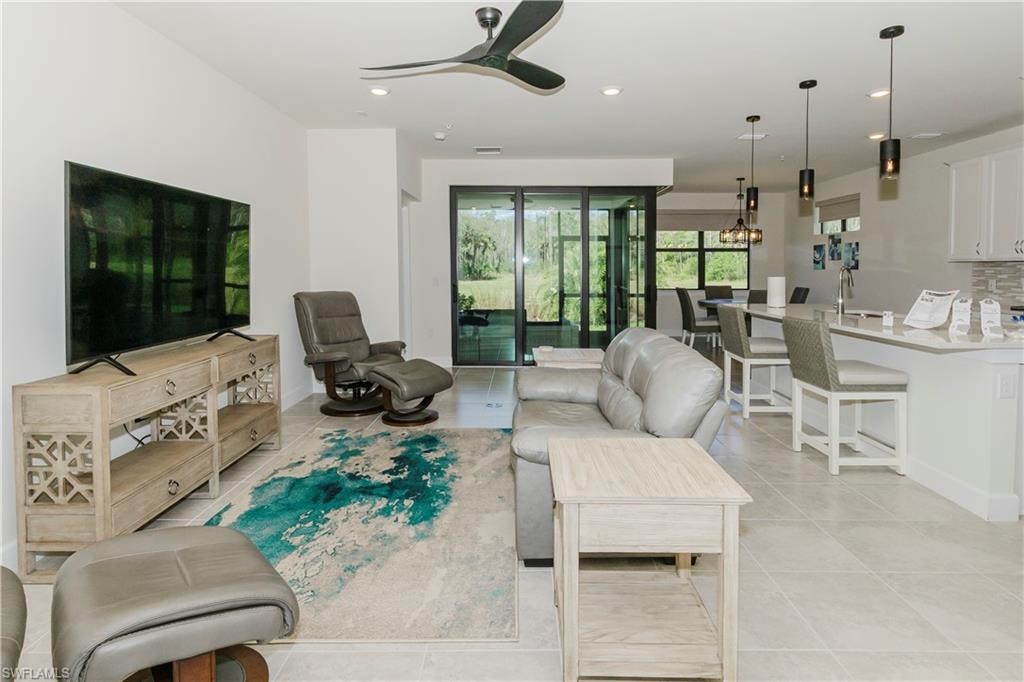 5697 Mayflower WAY 1202 photo 6