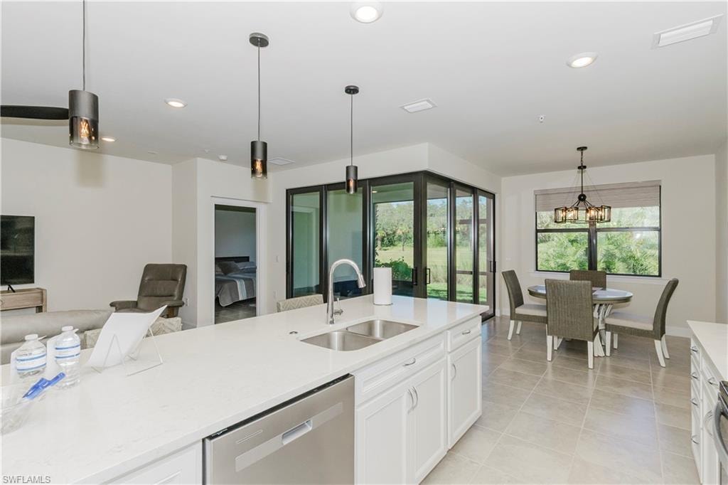 5697 Mayflower WAY 1202
