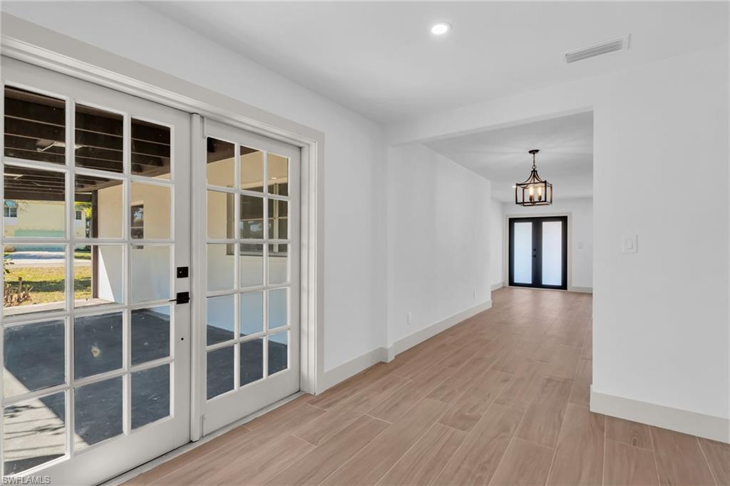2114 Davis BLVD photo 7