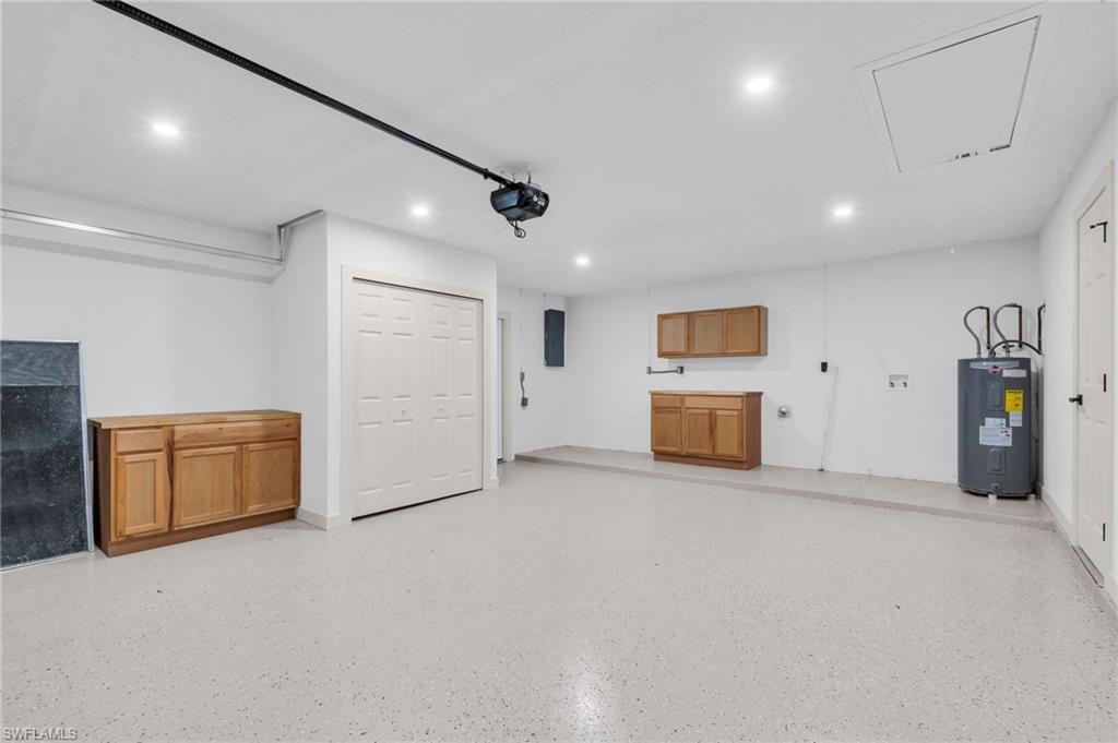 2114 Davis BLVD photo 15