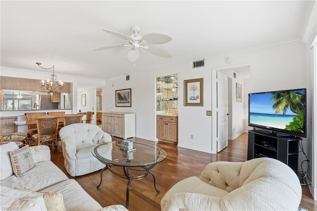 7300 Coventry CT 606 photo 13