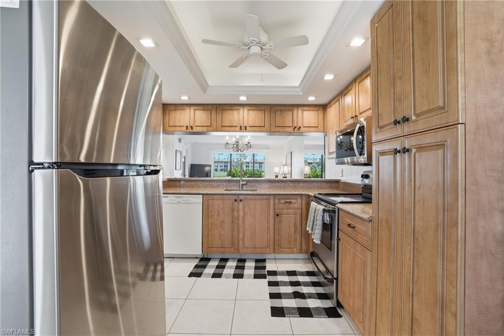 7300 Coventry CT 606 photo 9