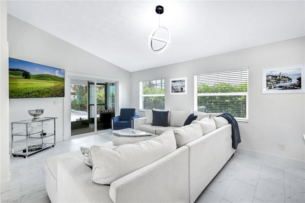 Bright contemporary home with vaulted ceilings!