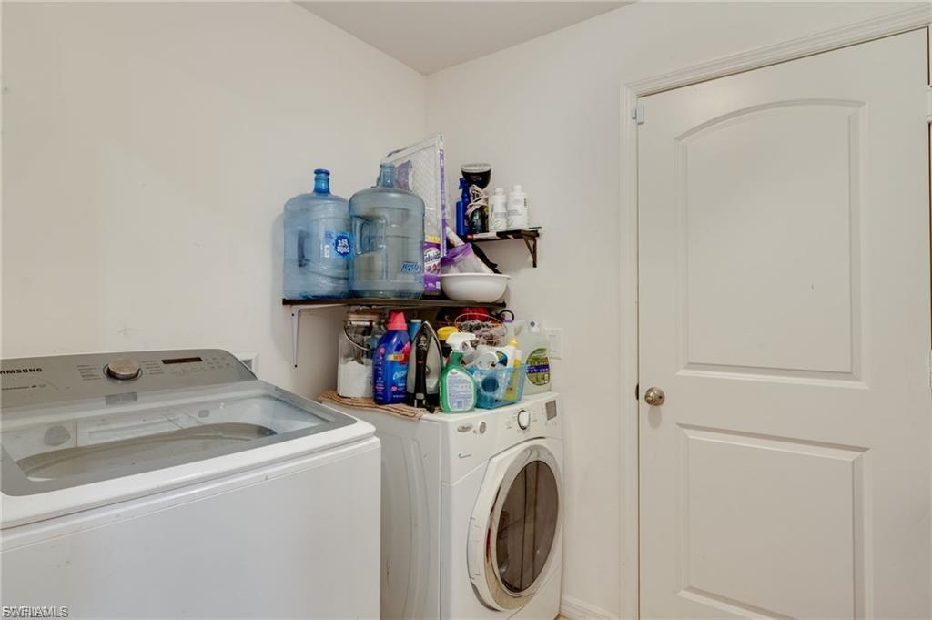 824 Umber DR photo 13