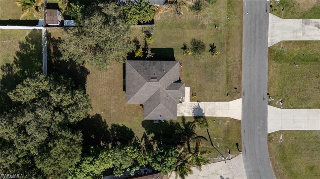 824 Umber DR photo 20