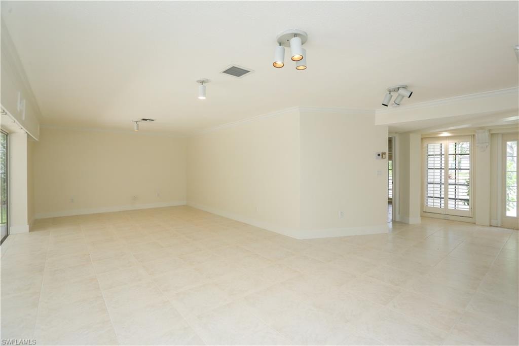 2901 Crayton RD photo 36