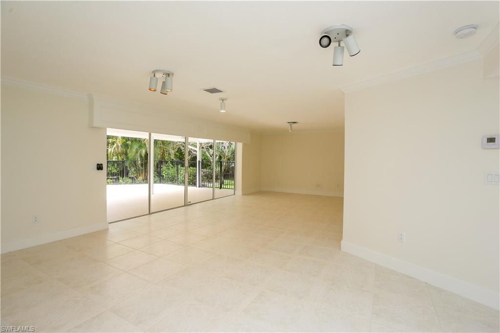 2901 Crayton RD photo 34