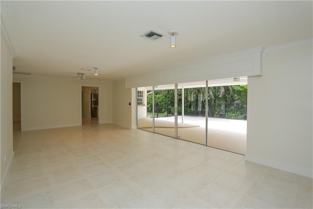 2901 Crayton RD photo 38