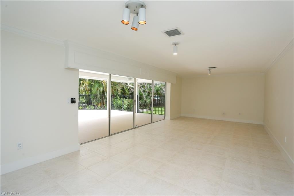 2901 Crayton RD photo 35