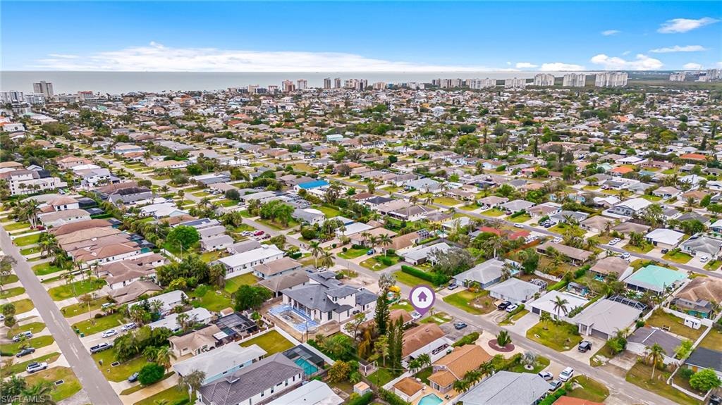 Aerial view showing walking distance to Vanderbilt beach