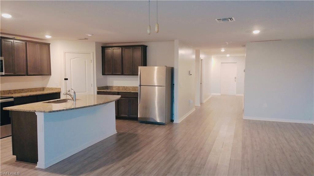 244 Loadstar ST photo 13