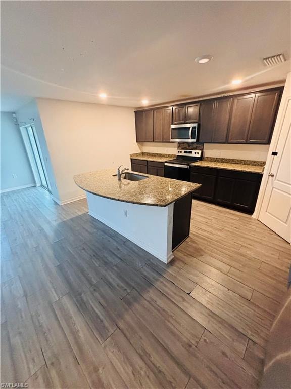 244 Loadstar ST photo 12