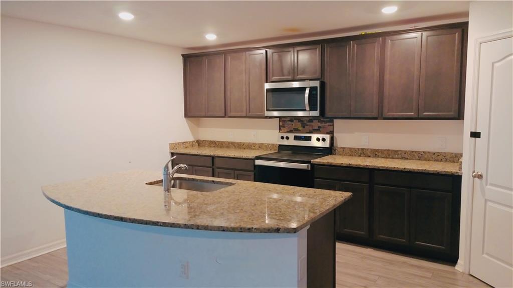 244 Loadstar ST photo 7