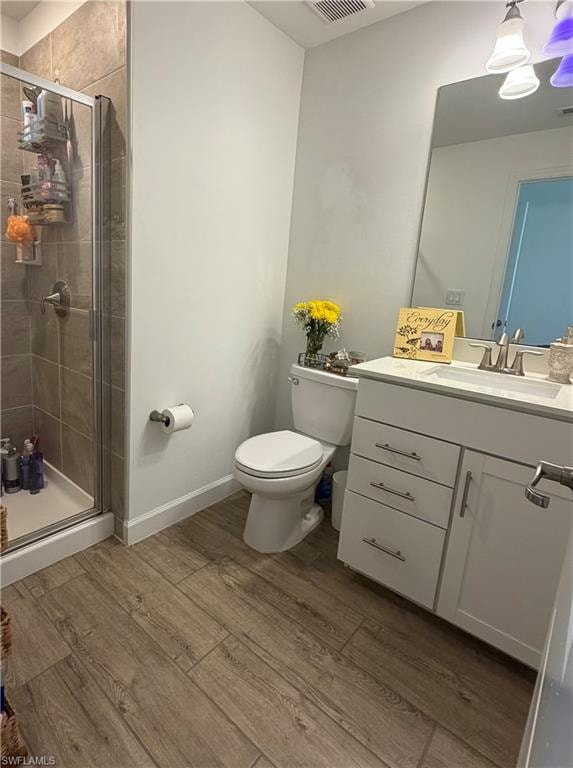 Upstairs en suite bath