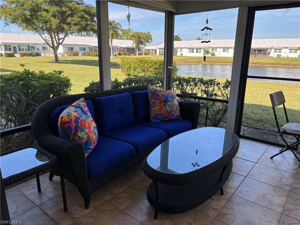 1515 Edgewater CIR