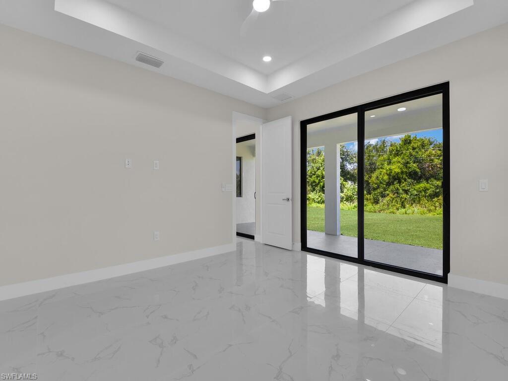 503 LINCOLN BLVD photo 11