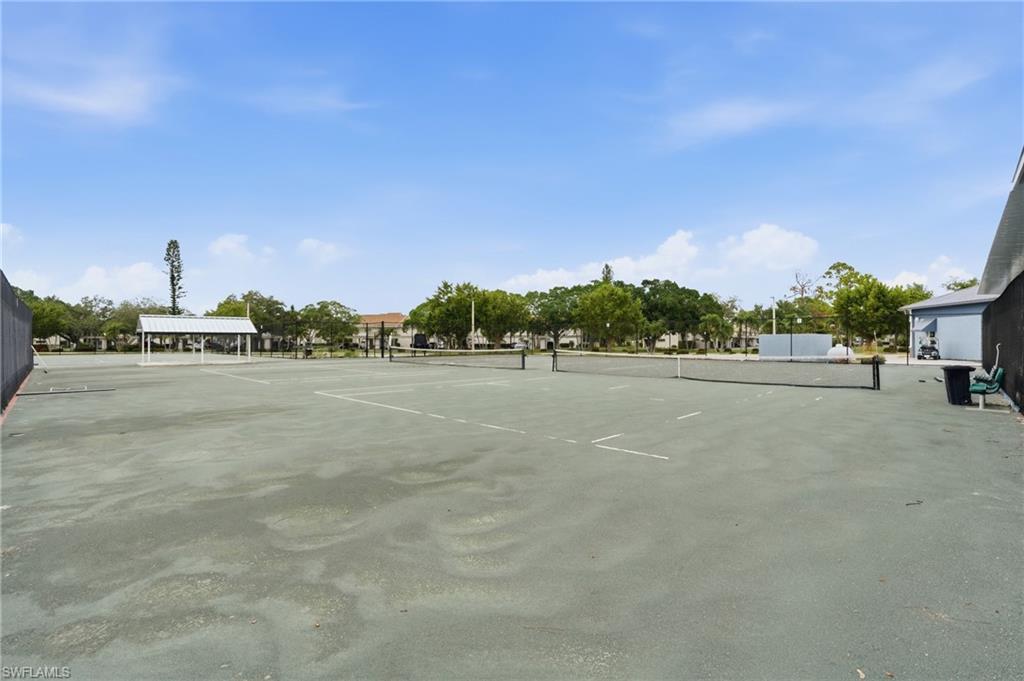 5625 Trailwinds DR 411 photo 20