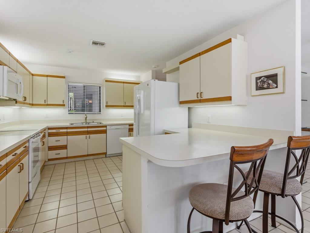 82 Cypress View DR photo 10