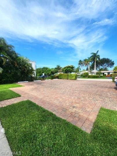 2000 Alamanda DR 206 photo 15