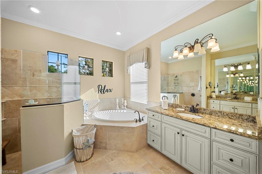 Owner's bath  soaking tub