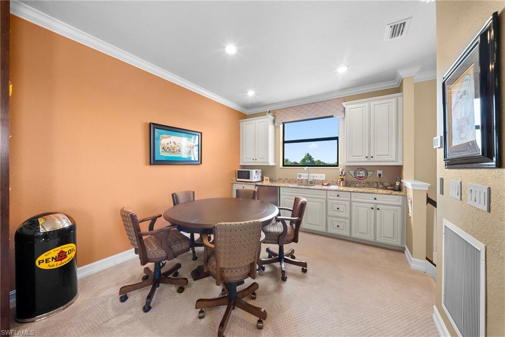 Game Area & Mini Kitchen