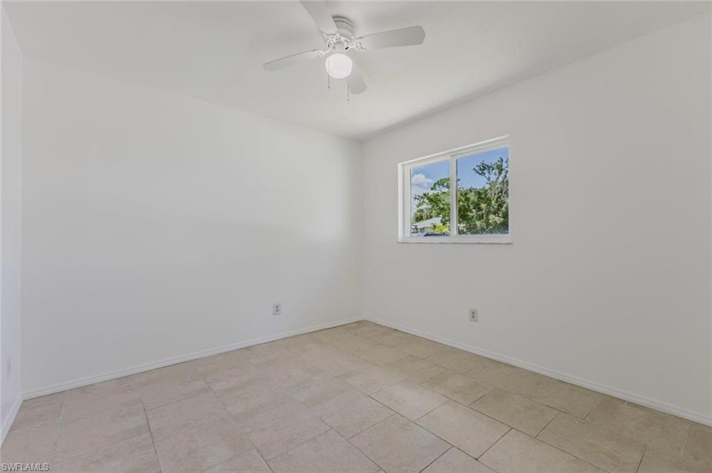 16595 Davis RD photo 19