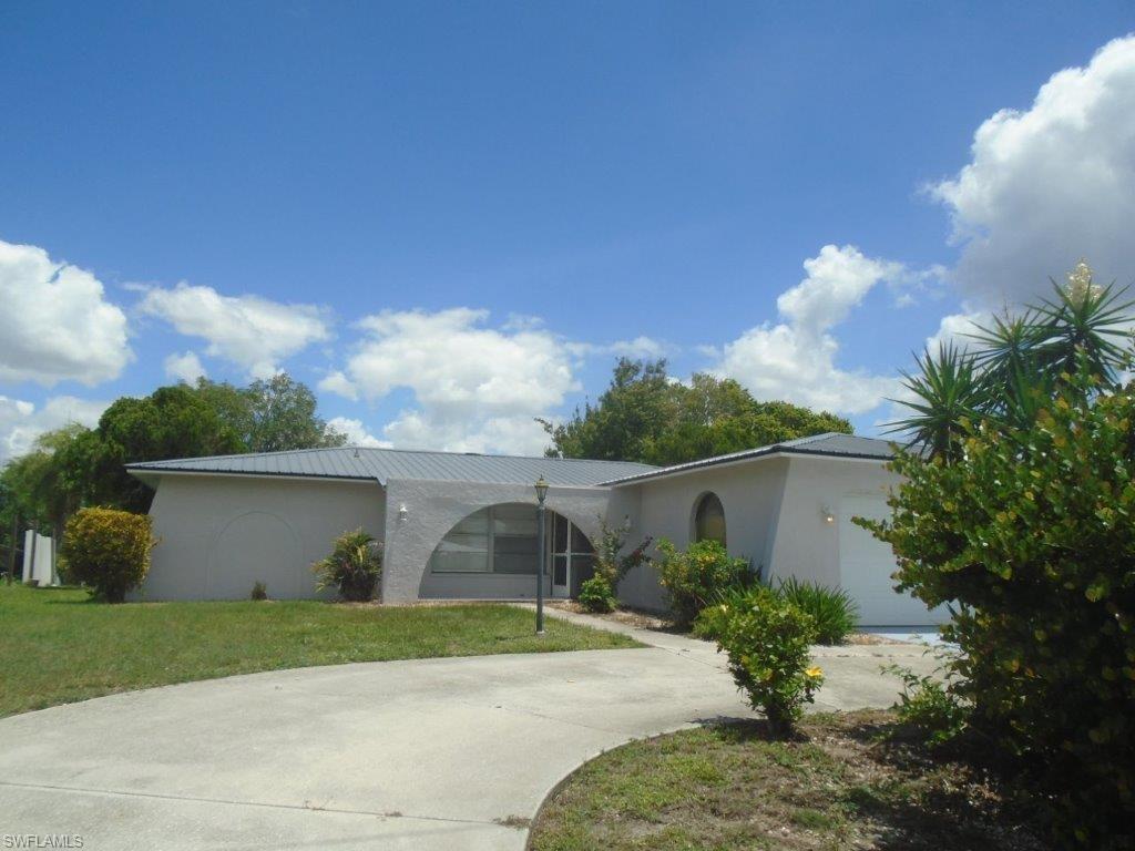 1401 Everest PKWY