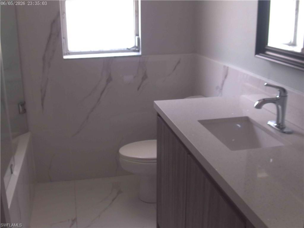 1401 Everest PKWY photo 8