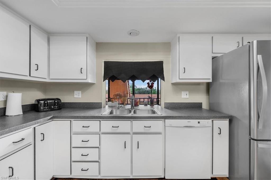 5510 SW 4th PL 305 photo 18