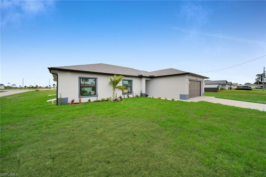 3721 NE 11th PL