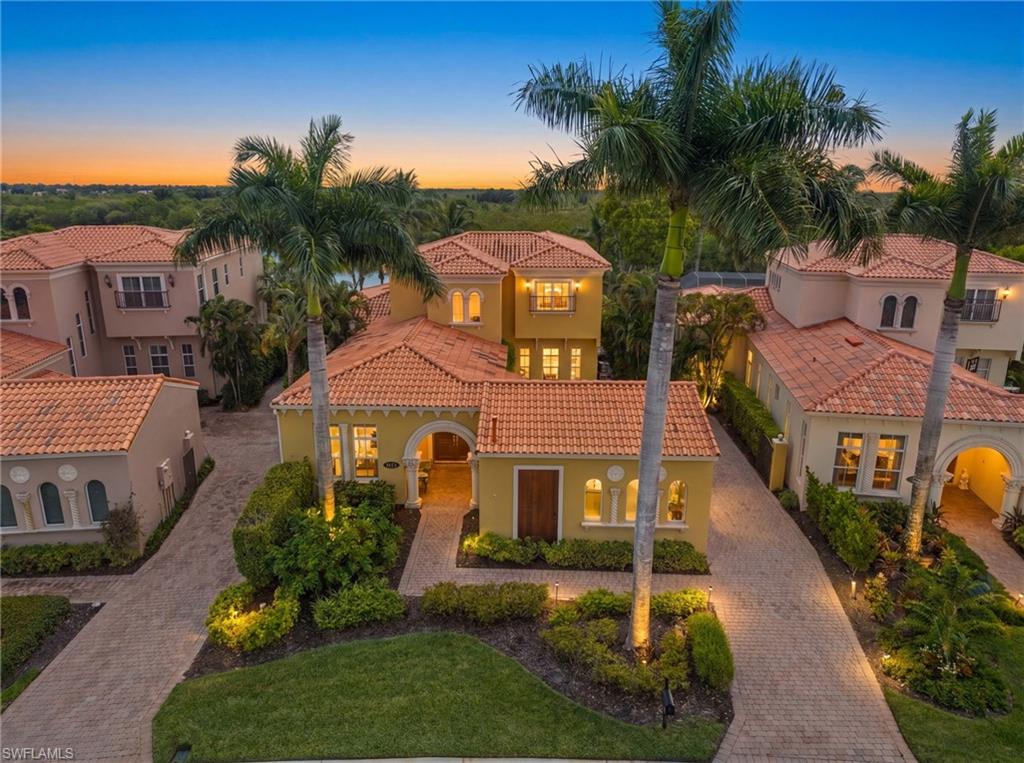 8572 Bellagio DR
