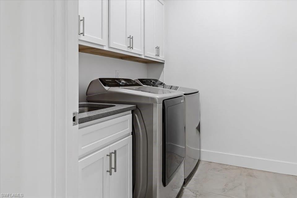 155 Thornton AVE S photo 11