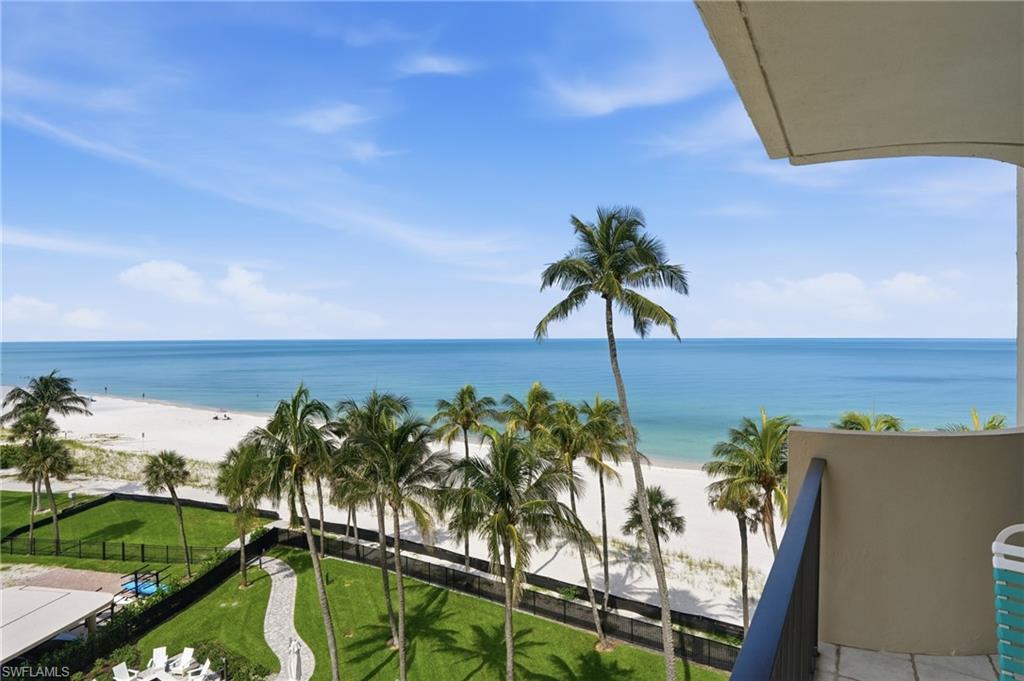 Immerse yourself in breathtaking, front row views of the beach and endless Gulf horizon
