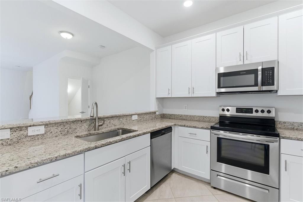14128 Pine Lodge LN photo 9