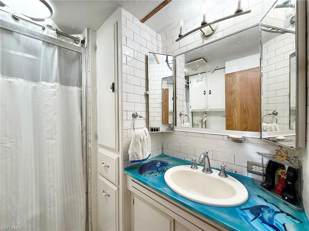 133 Redwood LN photo 23