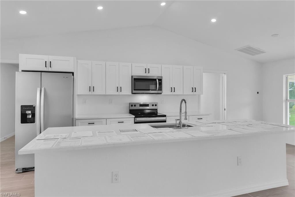 2221 NW 43rd AVE photo 6