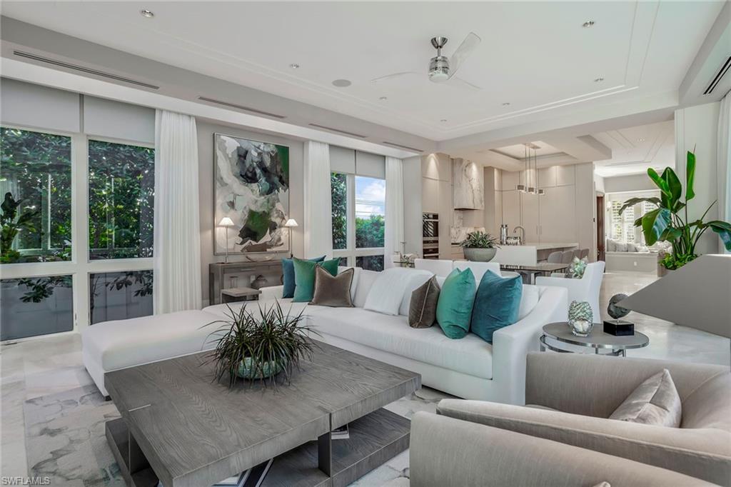 32 6th ST S photo 17