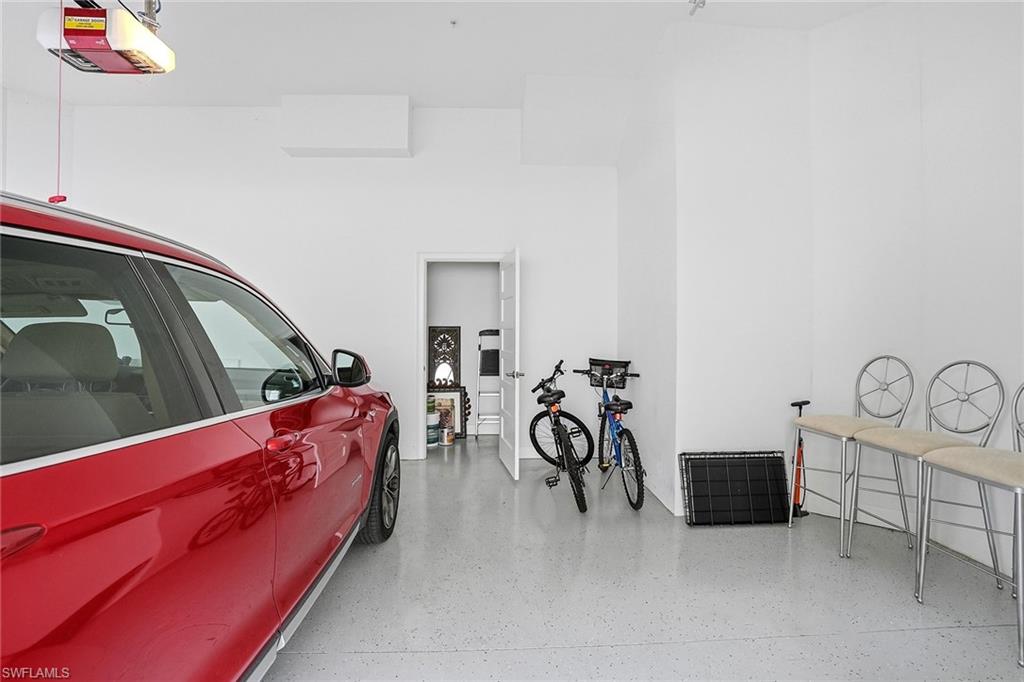 6561 Dominica DR 201 photo 32