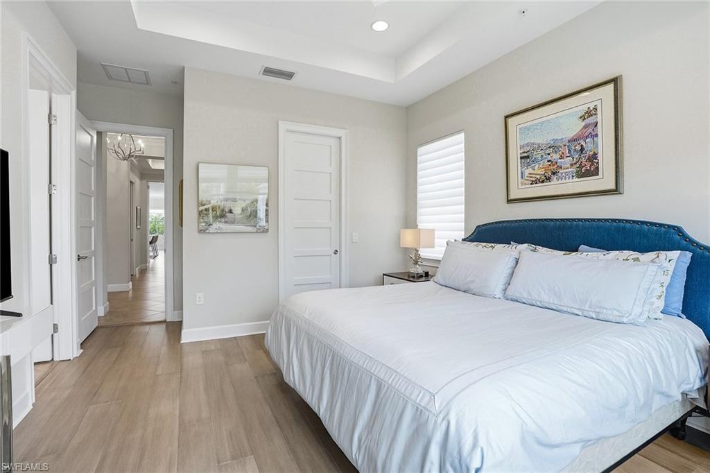 6561 Dominica DR 201 photo 19