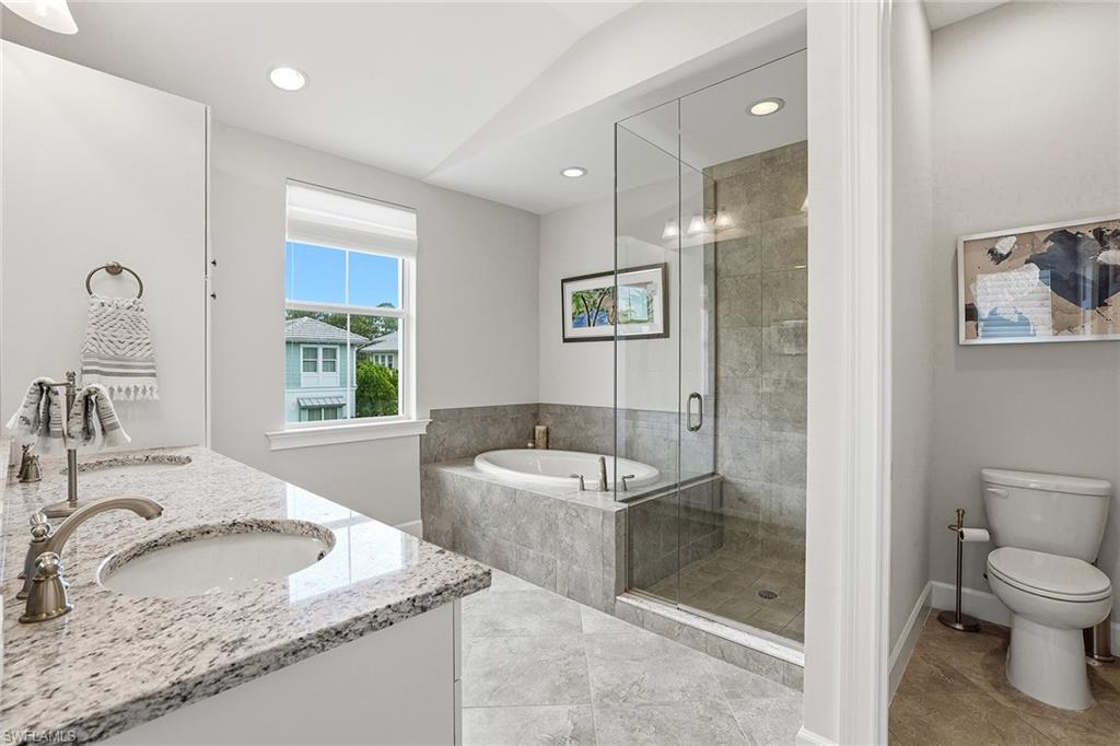 6561 Dominica DR 201 photo 21
