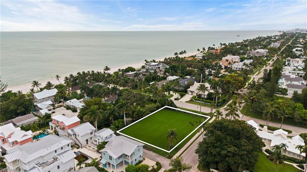 1100 Gulf Shore BLVD S