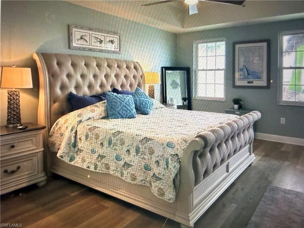 KING BED