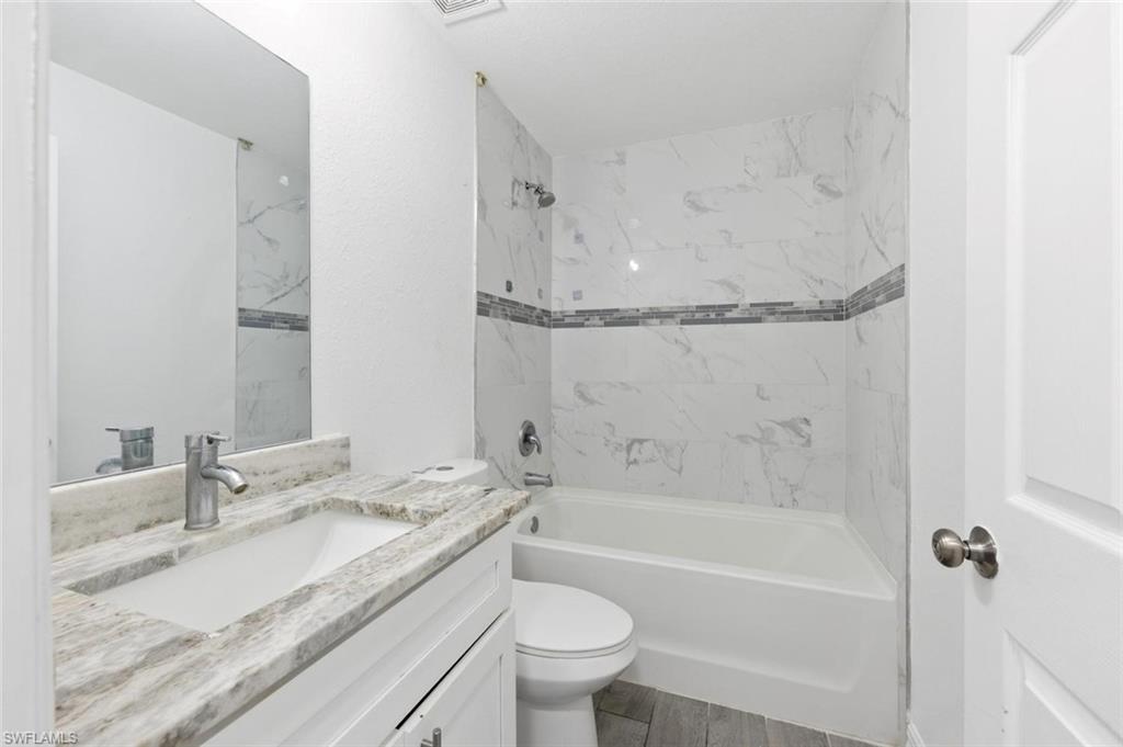 2308/2310 Haviland AVE S photo 12